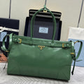 PRADA 25S BONNIE LARGE HANDBAG 38 IN GREEN GLOSSY CALFSKIN GOLD HARDWRE